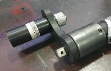 Equipo de empernado HYTORC diseñado a medida con tecnología AVANTI para mayor eficiencia.